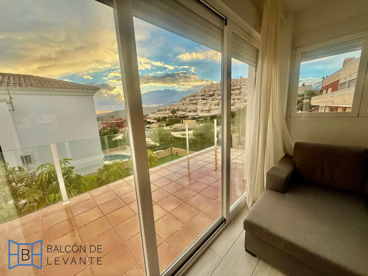Chalet con piscina en venta en Avenida Madrid 17, imagen 11