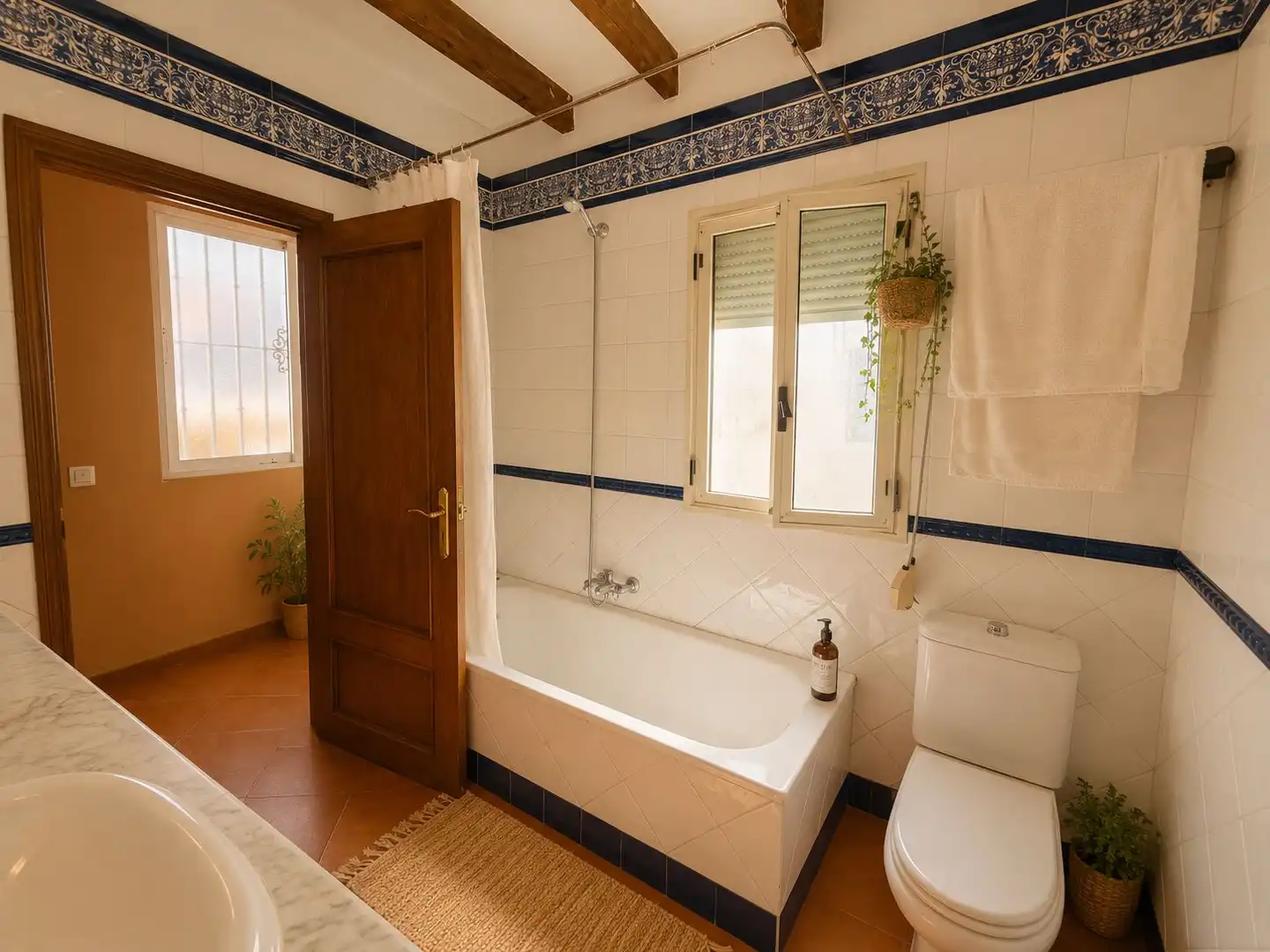 Baño de Dúplex en venta en Sevilla con Aire acondicionado, Terraza y Balcón
