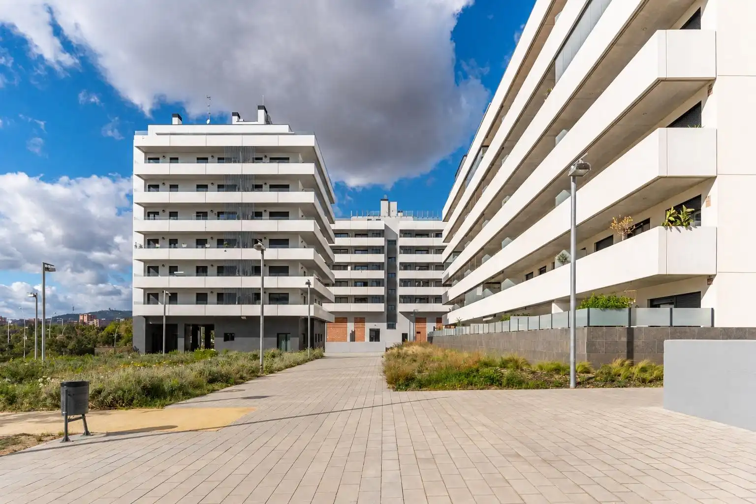 Außenansicht von Dachboden zur Miete in Sant Adrià de Besòs mit Klimaanlage, Heizung und Privatgarten