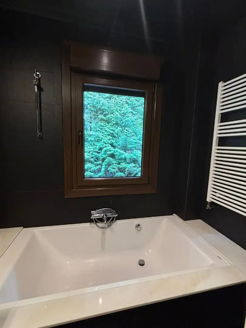Bathroom of Houses for sale in Ames  with Private garden, Parquet flooring and Terrace