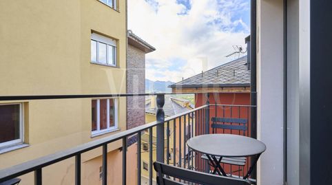 Foto 4 de Apartament en venda a Rambla Josep Maria Martí, Puigcerdà, Girona