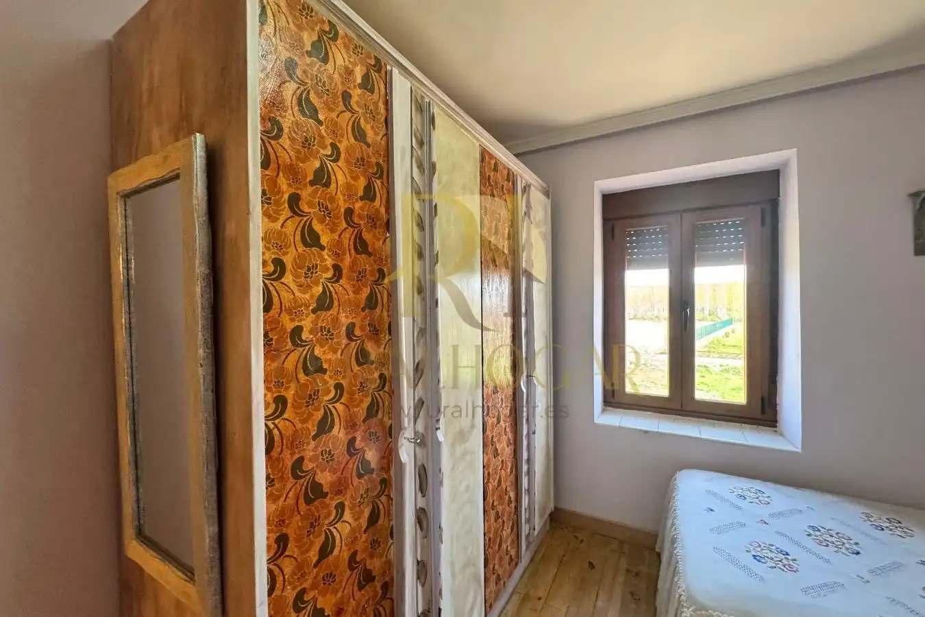 Habitación de Casa o chalet en venta en Gradefes con Calefacción, Parquet y Amueblado