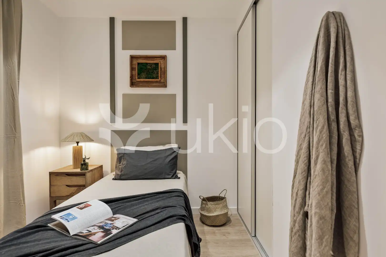Habitación de Apartamento de alquiler en Barcelona con Aire acondicionado, Calefacción y Amueblado