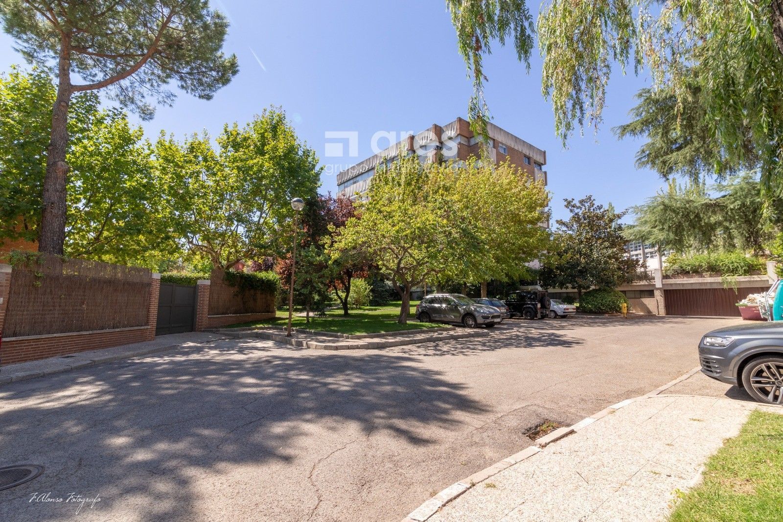 Exterior view of Flat for sale in  Madrid Capital  with Heating, Terrace and Storage room
