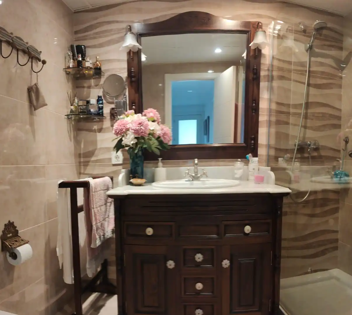 Bathroom of Attic for sale in Rota  with Air Conditioner, Terrace and Storage room