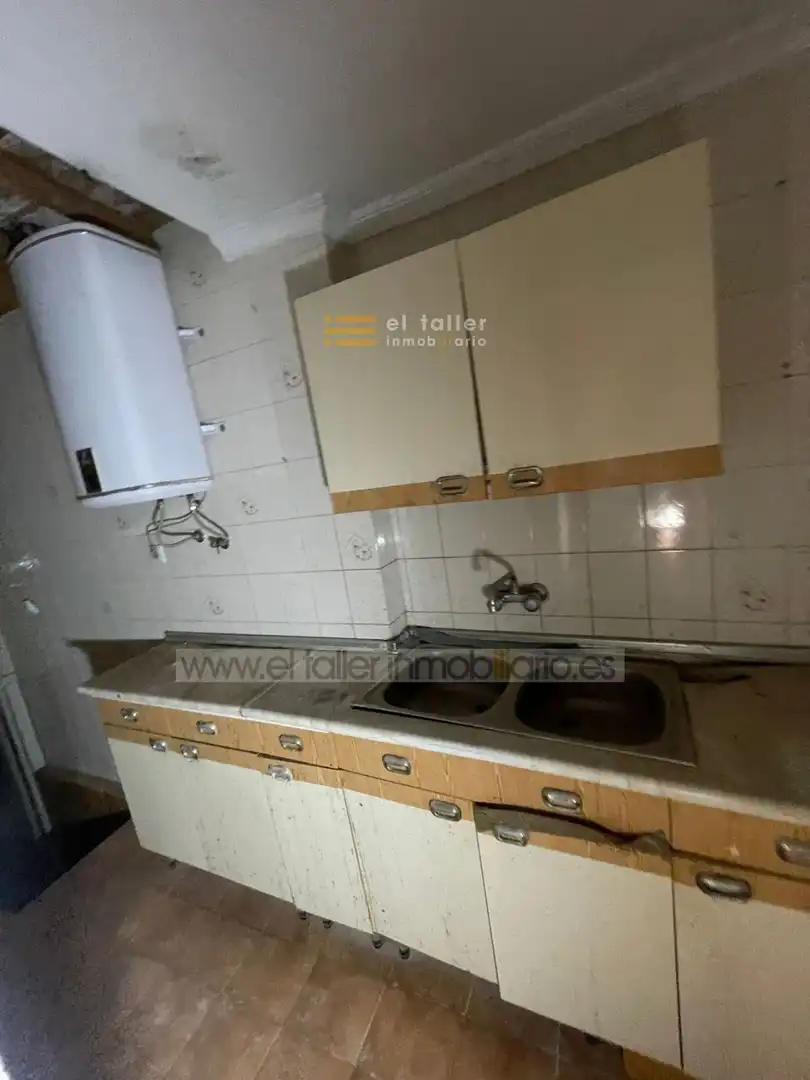 Casa o xalet en venda a CALLE SALAS POMBO, La Fuente de San Esteban