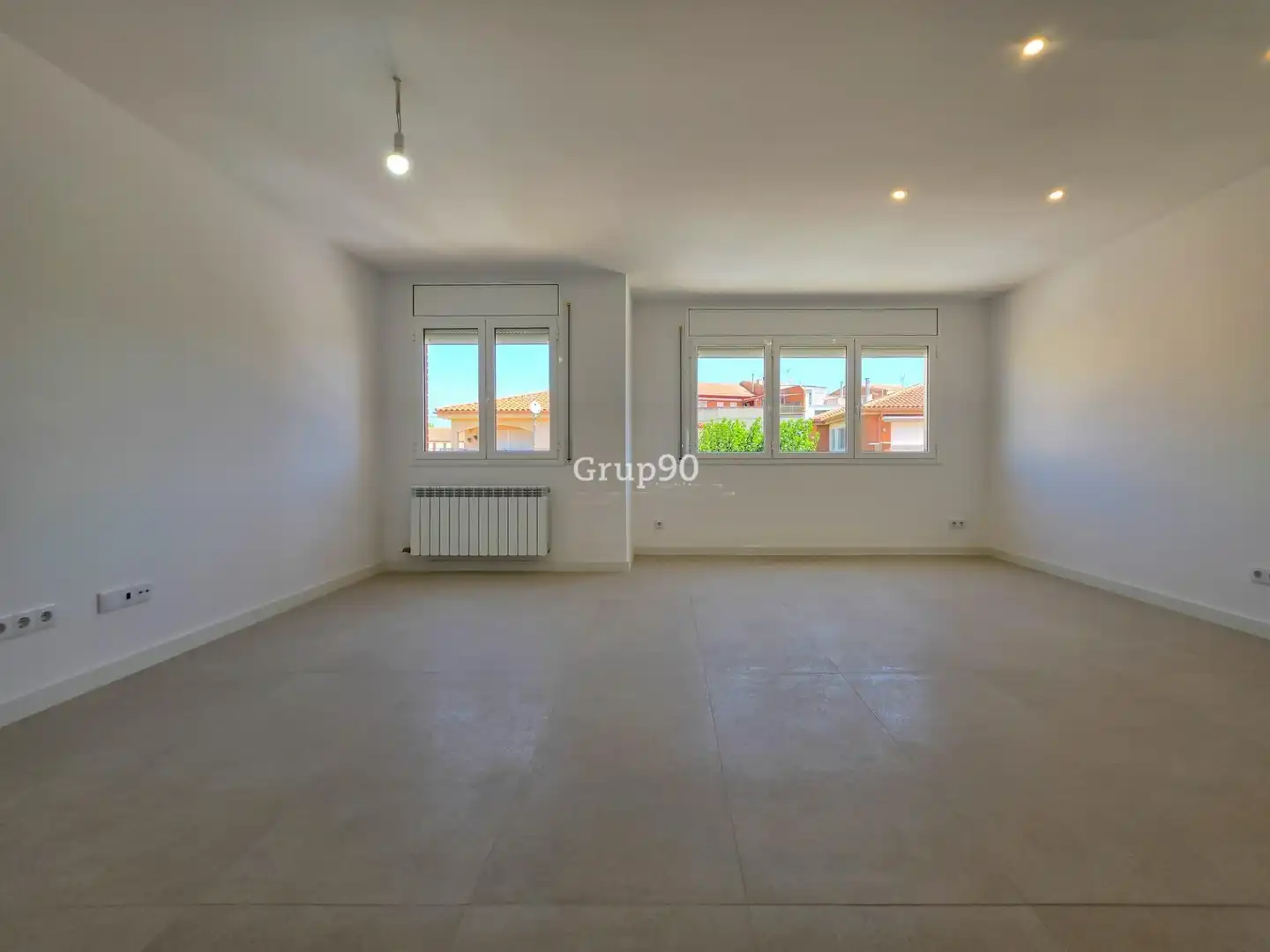 Sala d'estar de Casa adosada en venda en Vilanova de Segrià, Lleida
