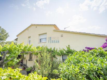Vista exterior de Casa o xalet en venda en El Vendrell amb Calefacció i Terrassa