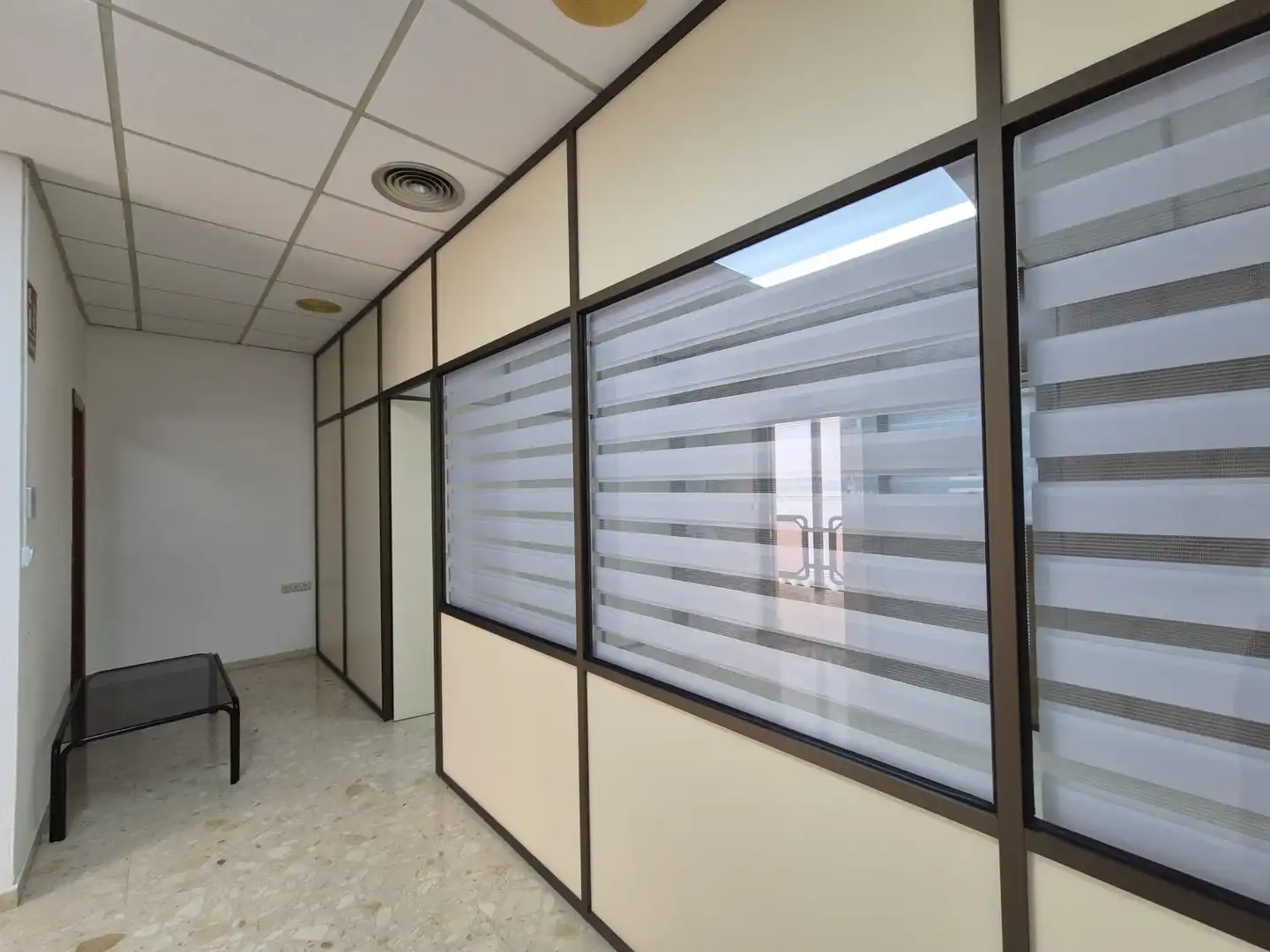 Office space for sale in Santa María del Águila, imagen 17