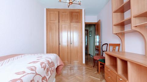 Foto 5 de Piso de alquiler en Afueras a Valverde, Tres Olivos - Valverde, Madrid