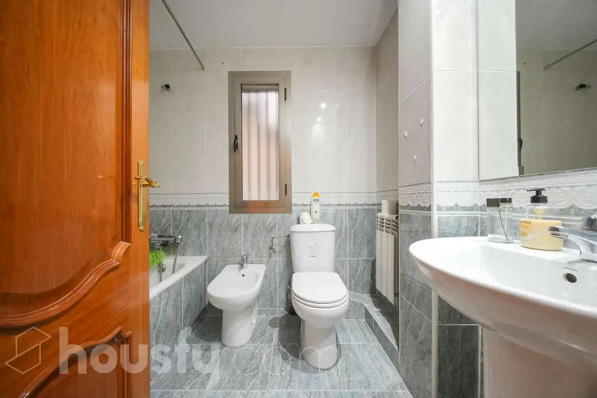 Flat for sale in Cine, Campamento