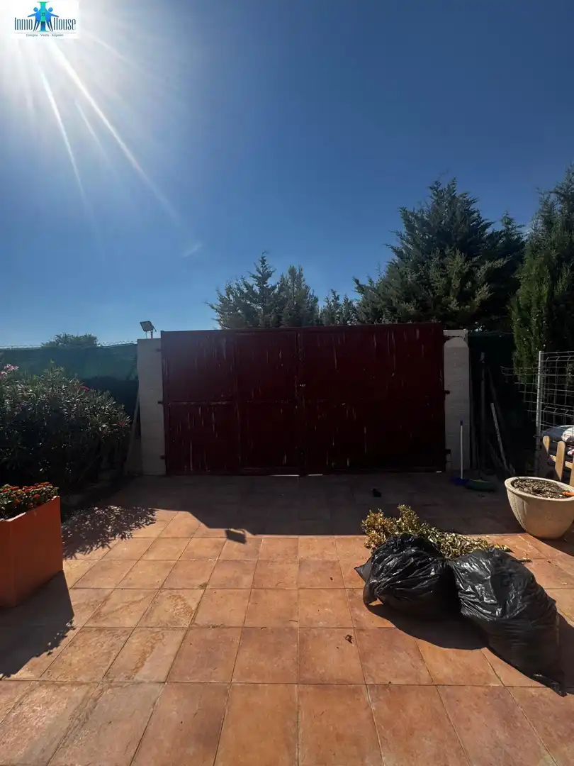 Casa rústica con piscina en venta en Pedanías - Extrarradio, imagen 14