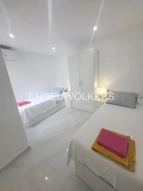 Schlafzimmer von Wohnung zur Miete in Torrevieja mit Heizung
