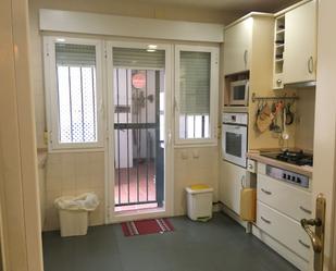 Kitchen of Flat for sale in Badajoz Capital  with Air Conditioner, Terrace and Balcony