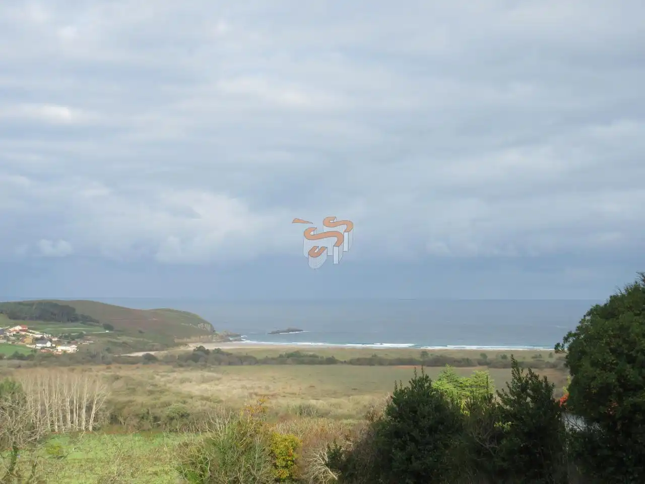 Chalet con jardín en venta en Valdoviño