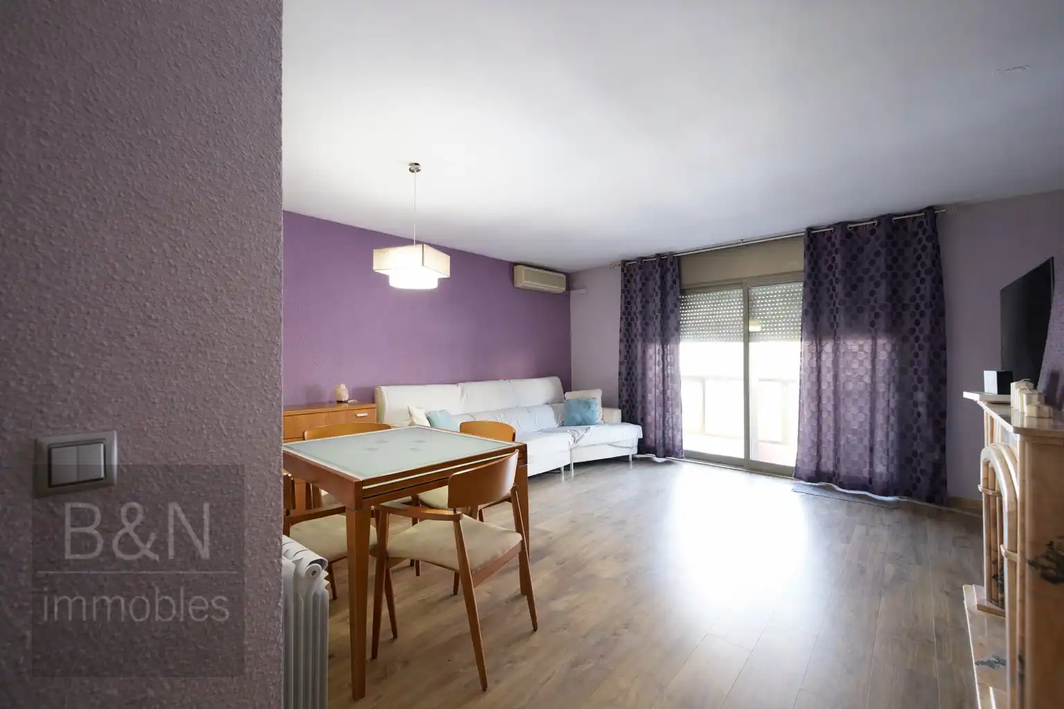 Dormitori de Casa o xalet en venda en Rubí amb Aire condicionat, Calefacció i Terrassa