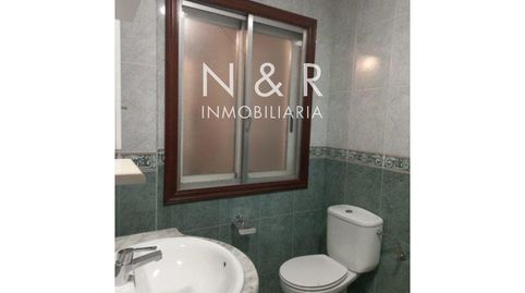 Foto 2 de Piso en venta en Rosalía de Castro, Ensanche - Sar, Santiago de Compostela