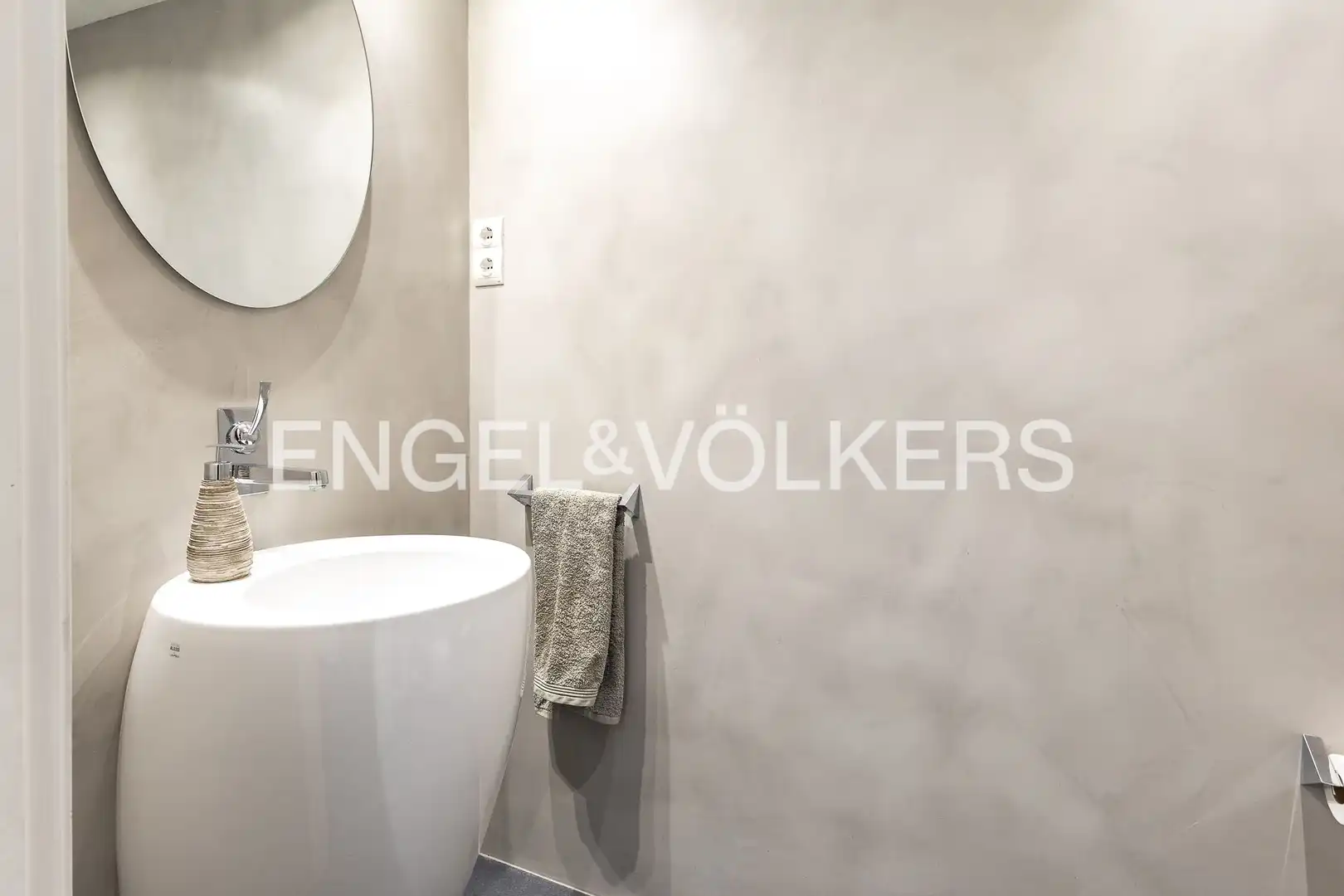 Bathroom of Detached homes for sale in Ripollet  with Air Conditioner, Heating and Private garden