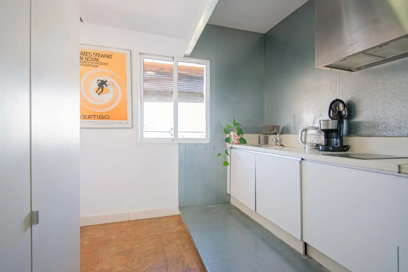 Kitchen of Flat for sale in Sevilla  with Air Conditioner, Terrace and Furnished
