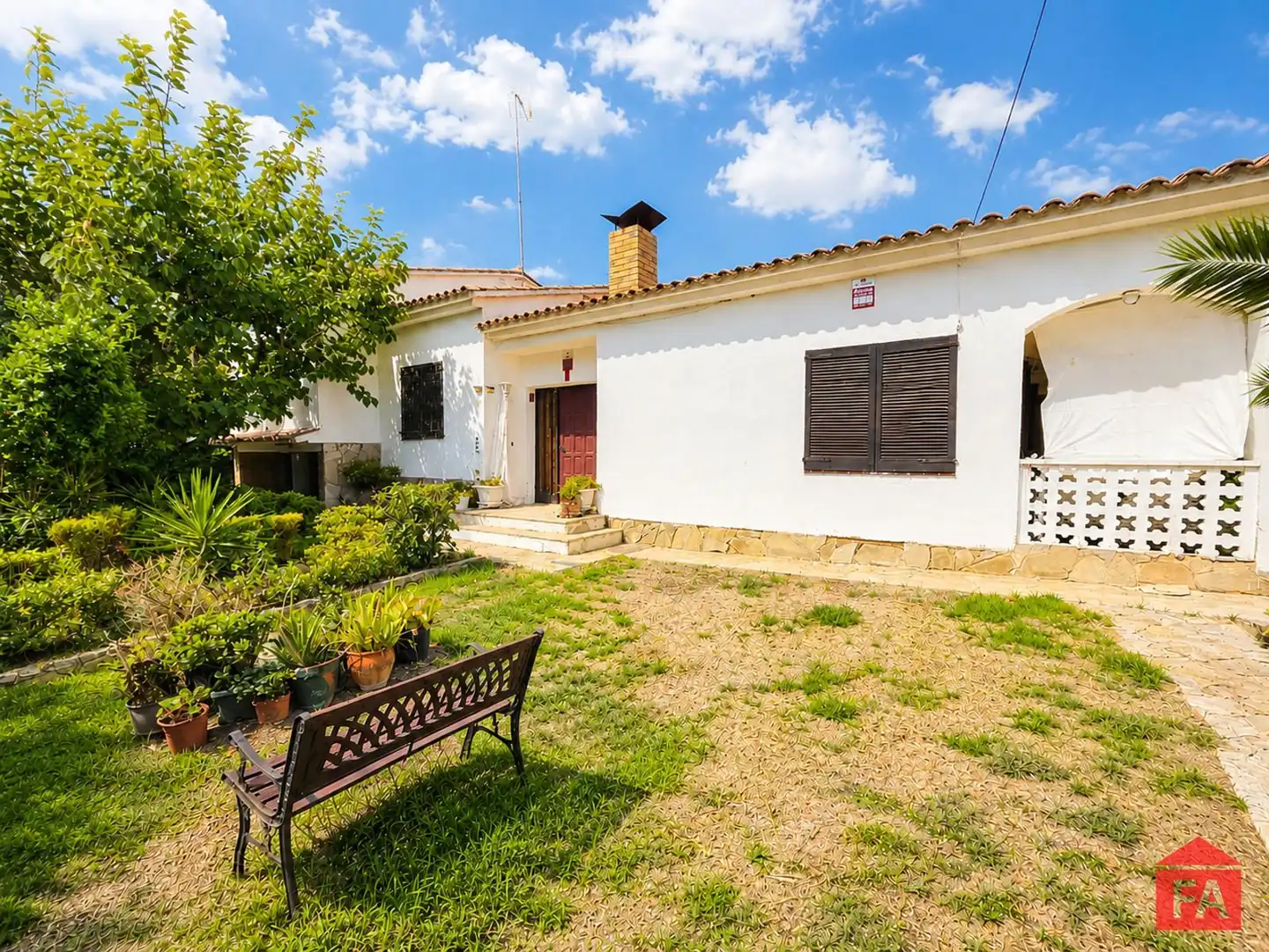 Vista exterior de Casa o chalet en venta en El Vendrell con Calefacción, Terraza y Amueblado