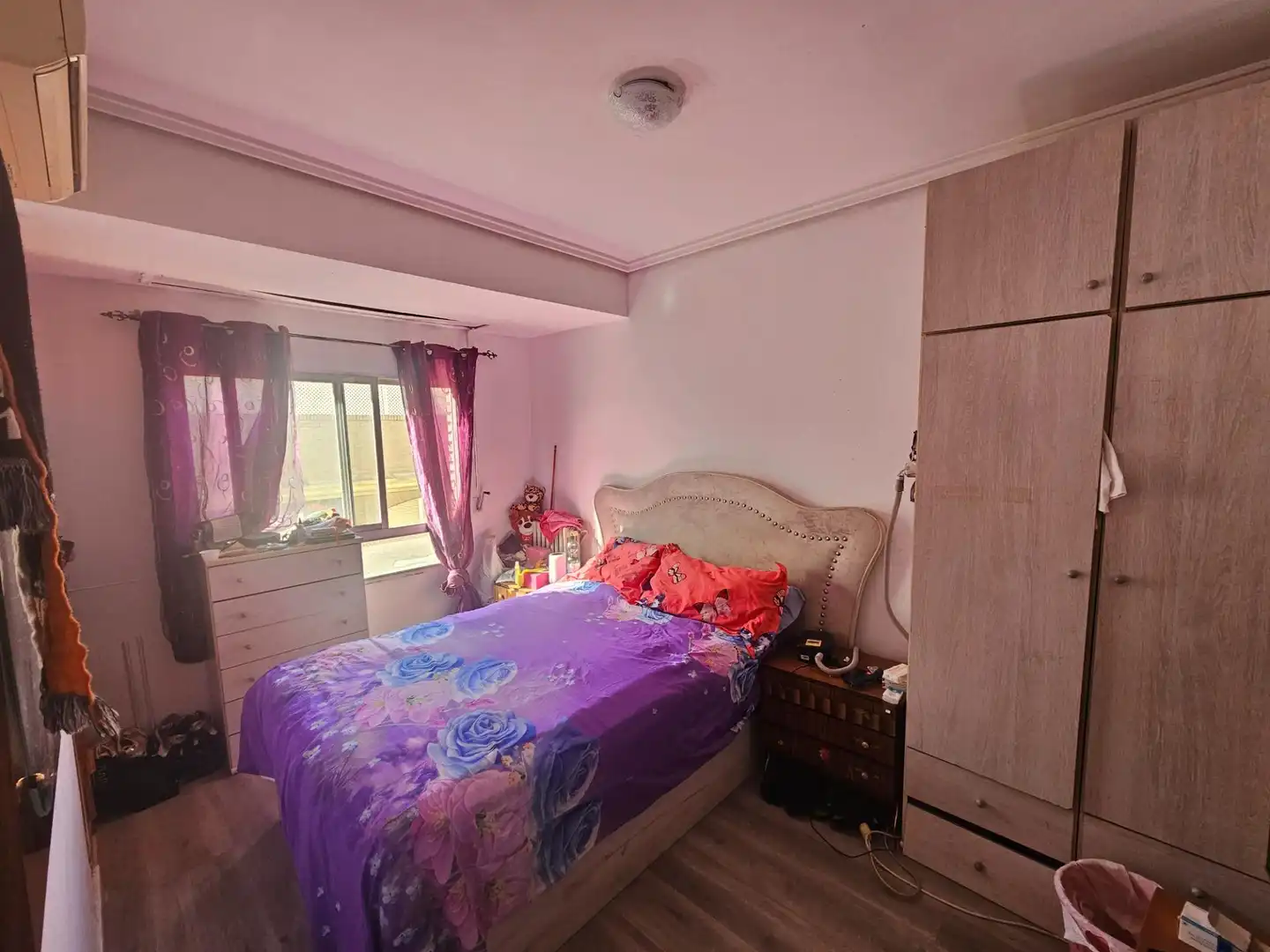 Schlafzimmer von Wohnung zum Verkauf in Sedaví mit Klimaanlage, Heizung und Balkon