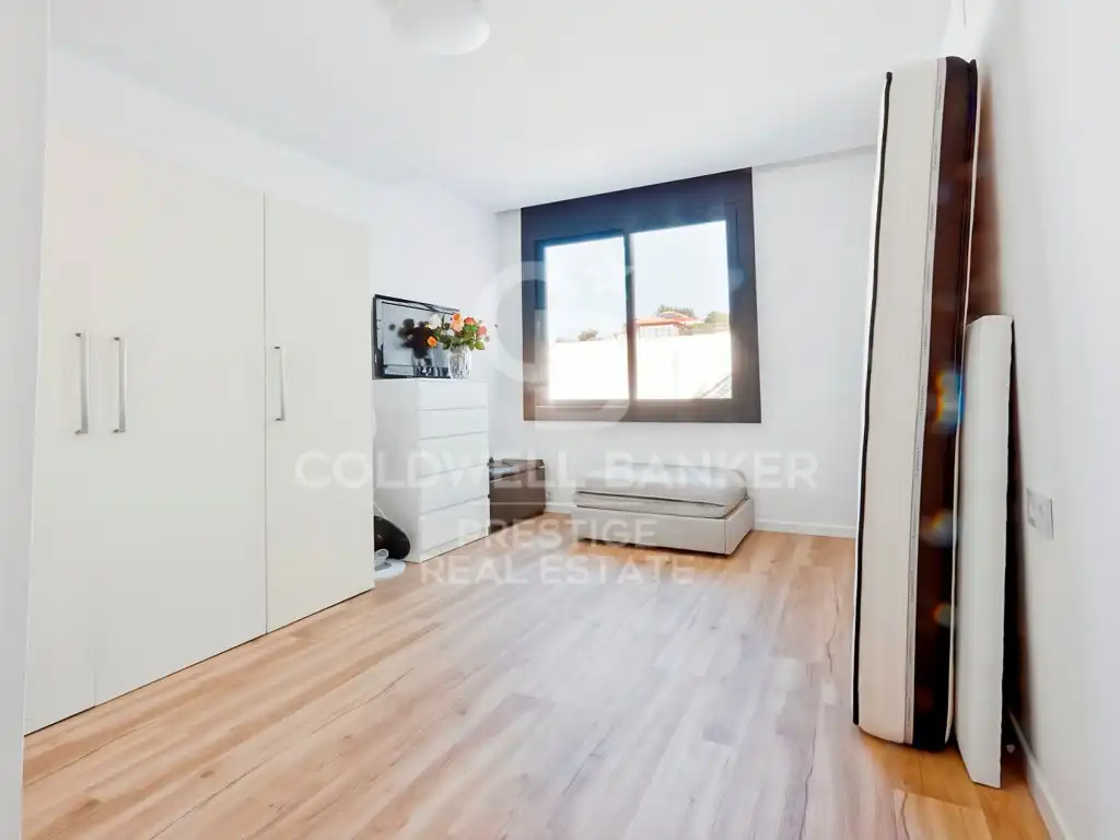 Exterior view of Houses for sale in Esplugues de Llobregat