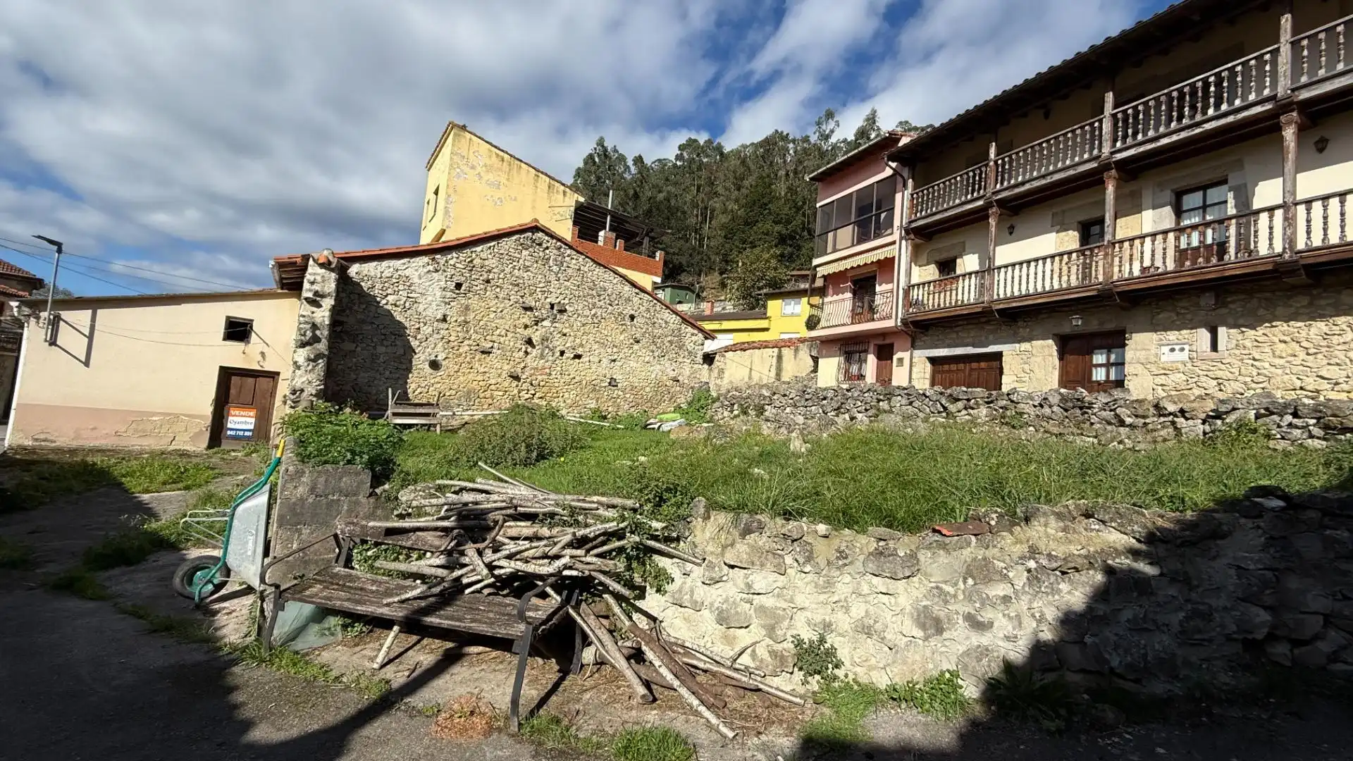 Außenansicht von Residential zum Verkauf in Val de San Vicente 