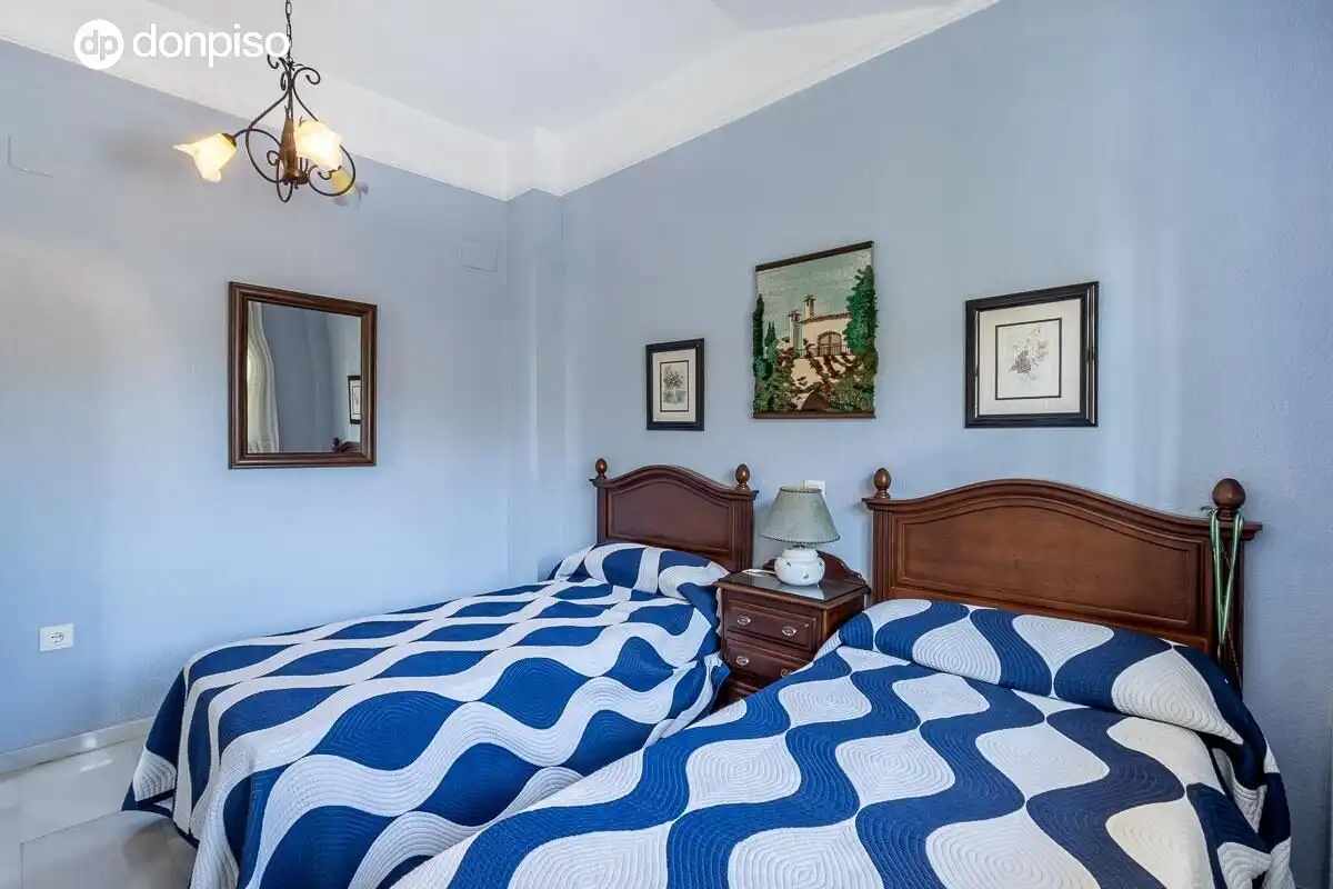 Detached house with pool for sale in Calle Olivo, imagen 20