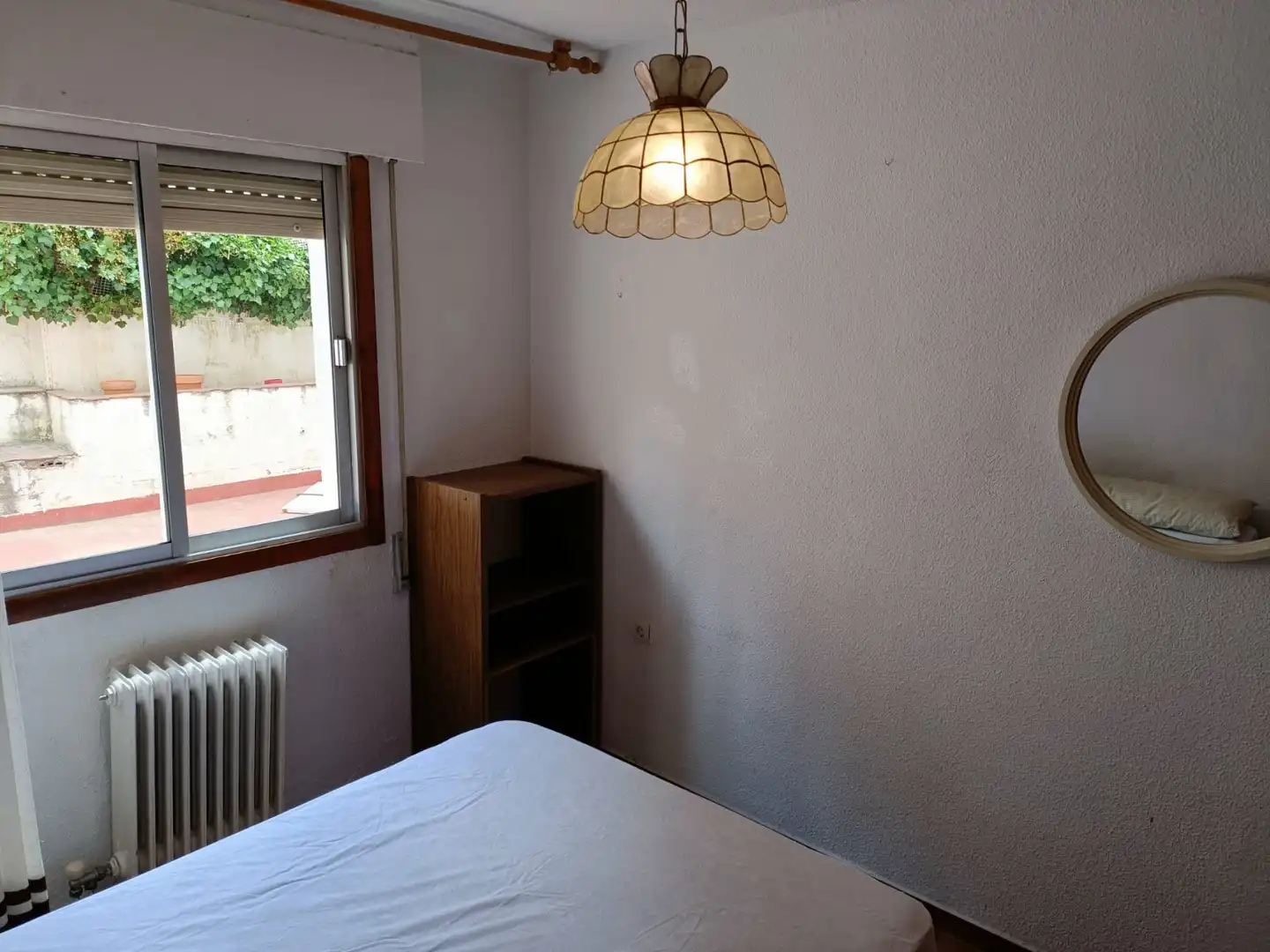 Habitación de Piso de alquiler en Granada con Calefacción, Terraza y Amueblado