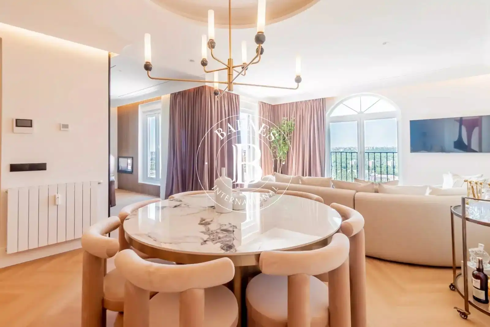 Dining room of Flat for rent in Madrid  with Air Conditioner, Heating and Terrace