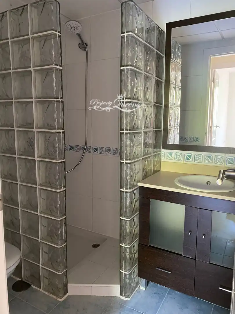 Bathroom of Attic for rent in Marbella  with Air Conditioner, Terrace and Storage room
