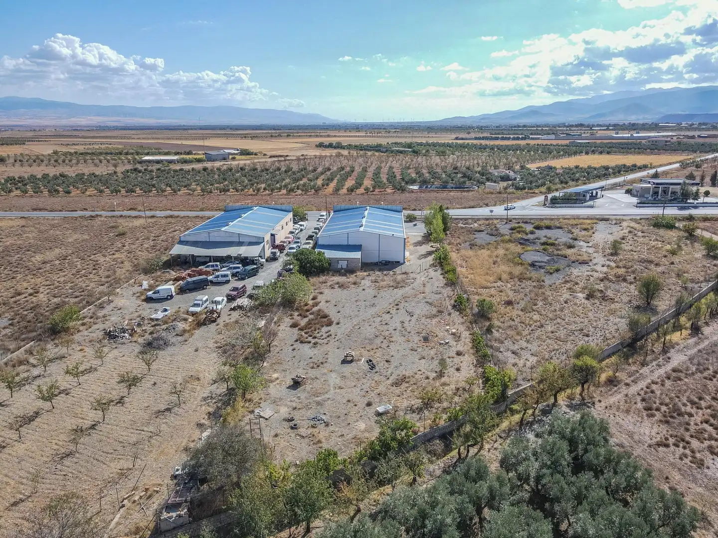 Vista exterior de Nave industrial en venta en Cogollos de Guadix