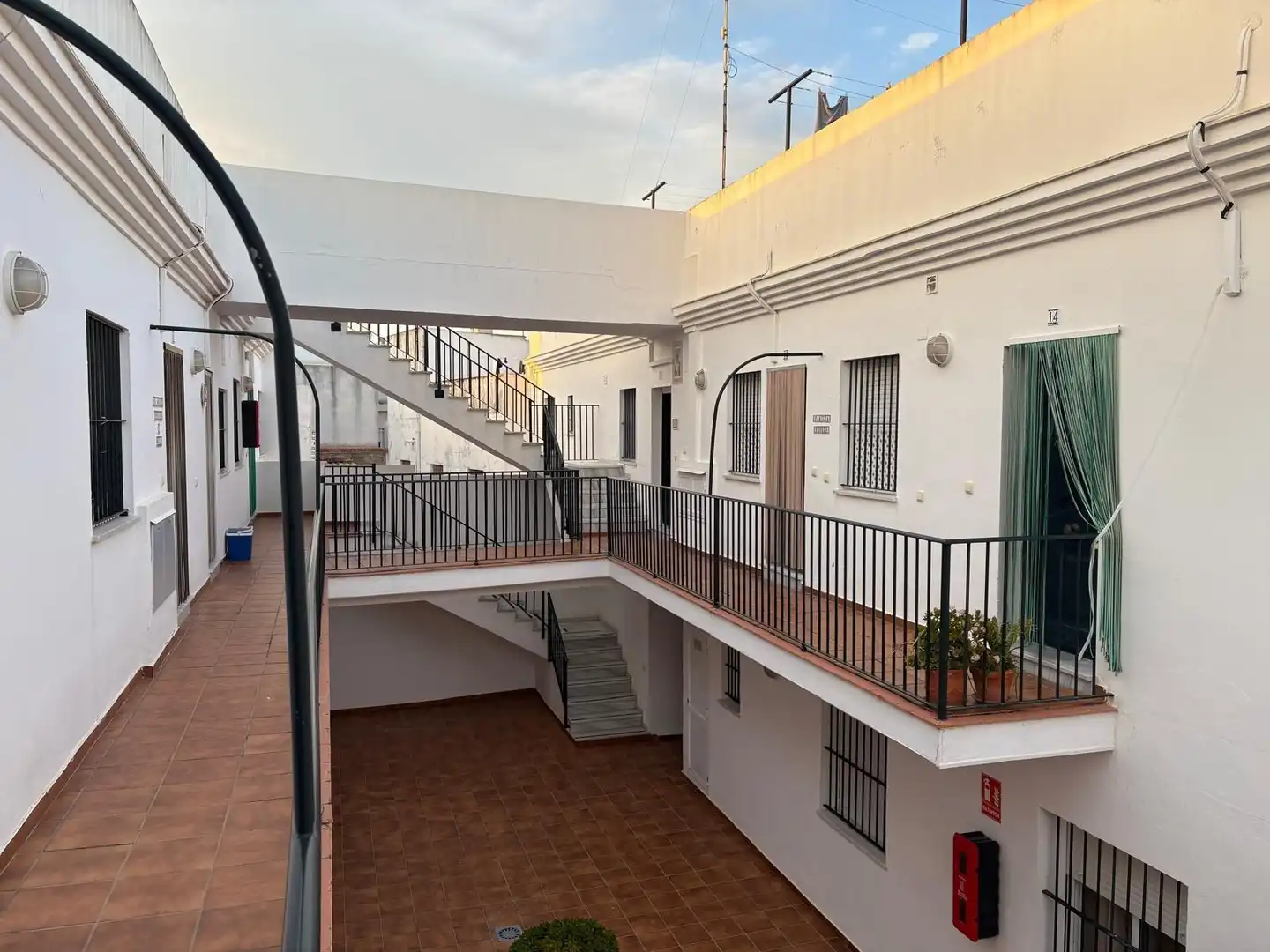 Vista exterior de Piso en venta en Chipiona