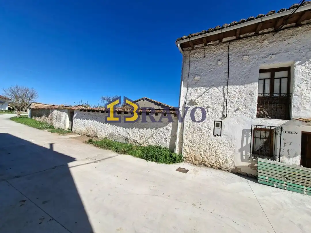 Casa amb jardí en venda a Medina de Pomar