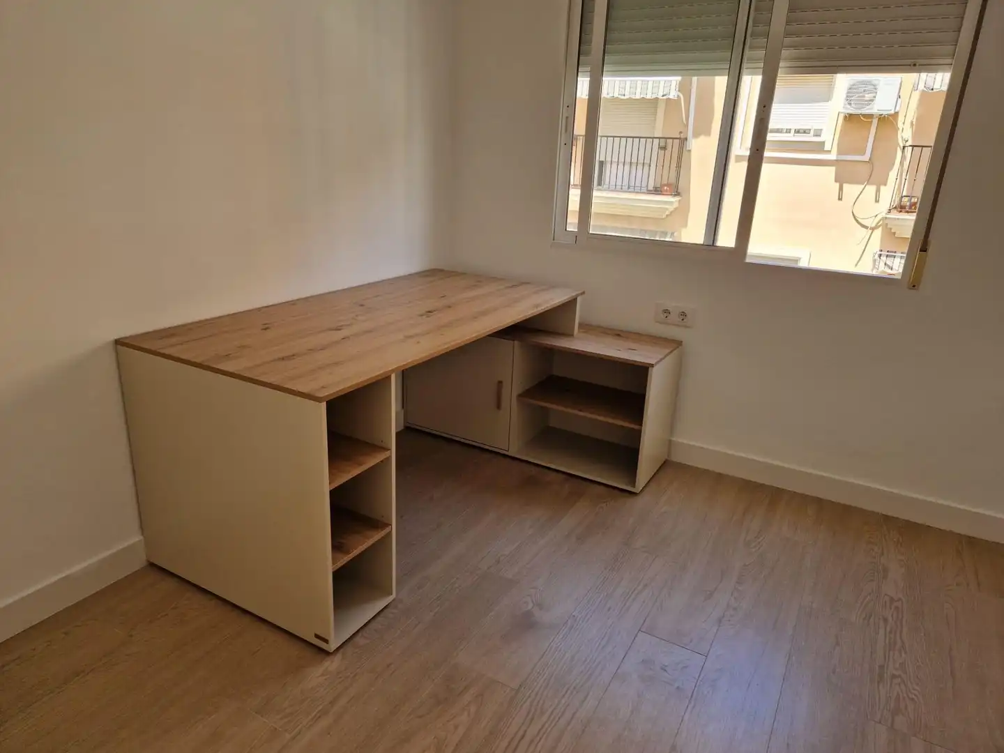 Flat for rent in Huelva  with Air Conditioner and Furnished