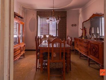 Casa con balcón en venta en Santa Bàrbara