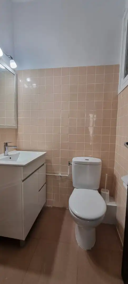 Badezimmer von Wohnung zum Verkauf in Badalona mit Heizung und Balkon