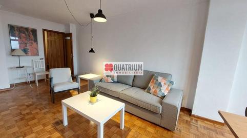 Photo 2 of Flat to rent in De Rosalía de Castro, Ensanche - Sar, A Coruña