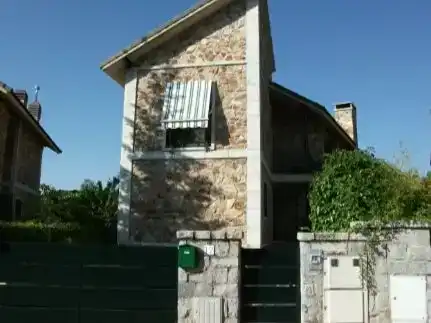 Vista exterior de Casa o xalet en venda en Alpedrete amb Balcó