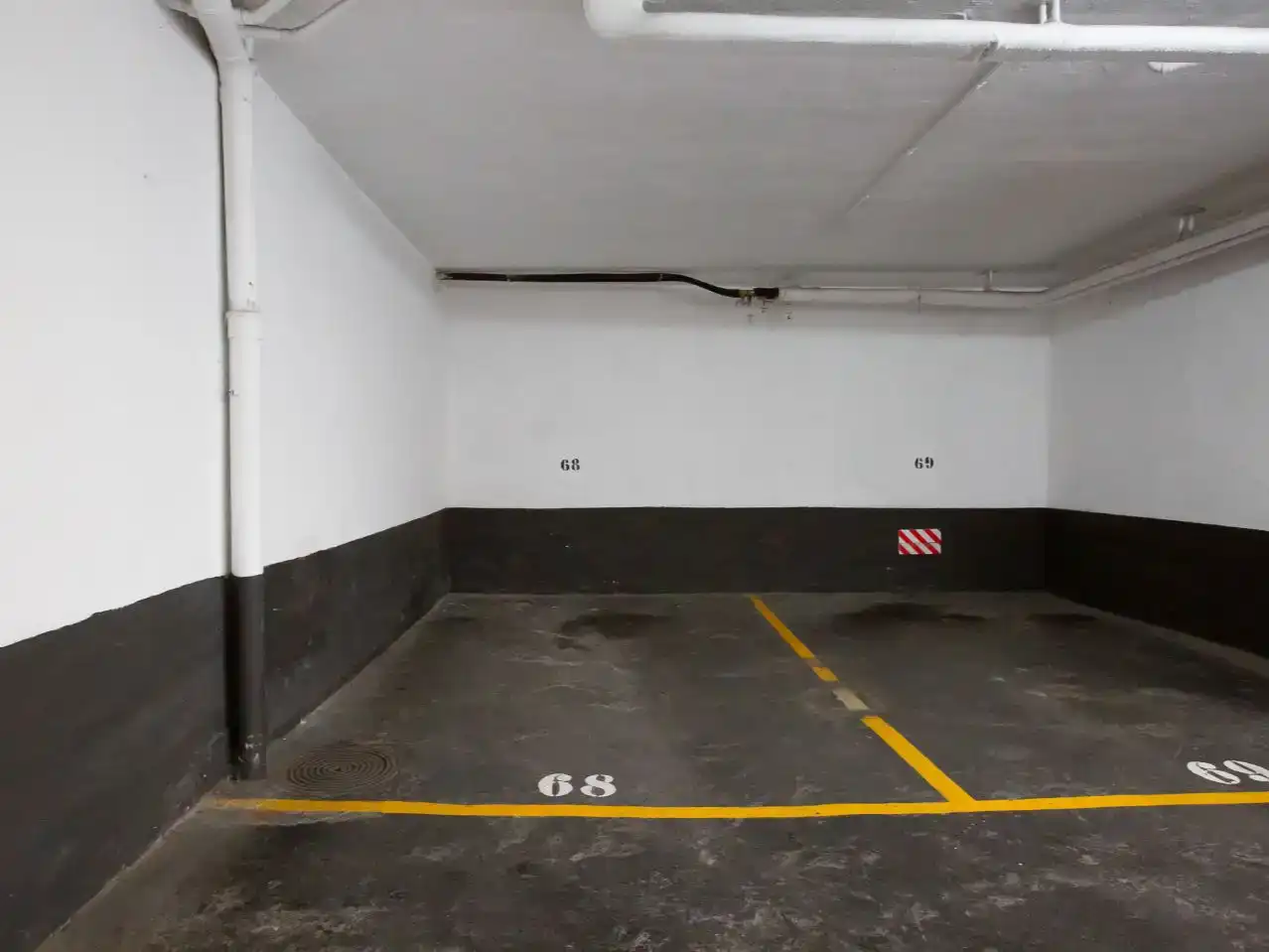 Aparcament de Pis en venda en Getxo  amb Parquet i Balcó