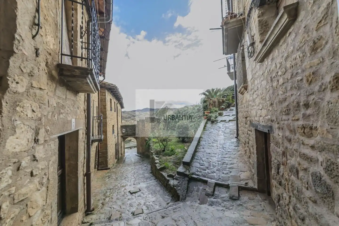 Vista exterior de Casa o xalet en venda en Sos del Rey Católico amb Calefacció