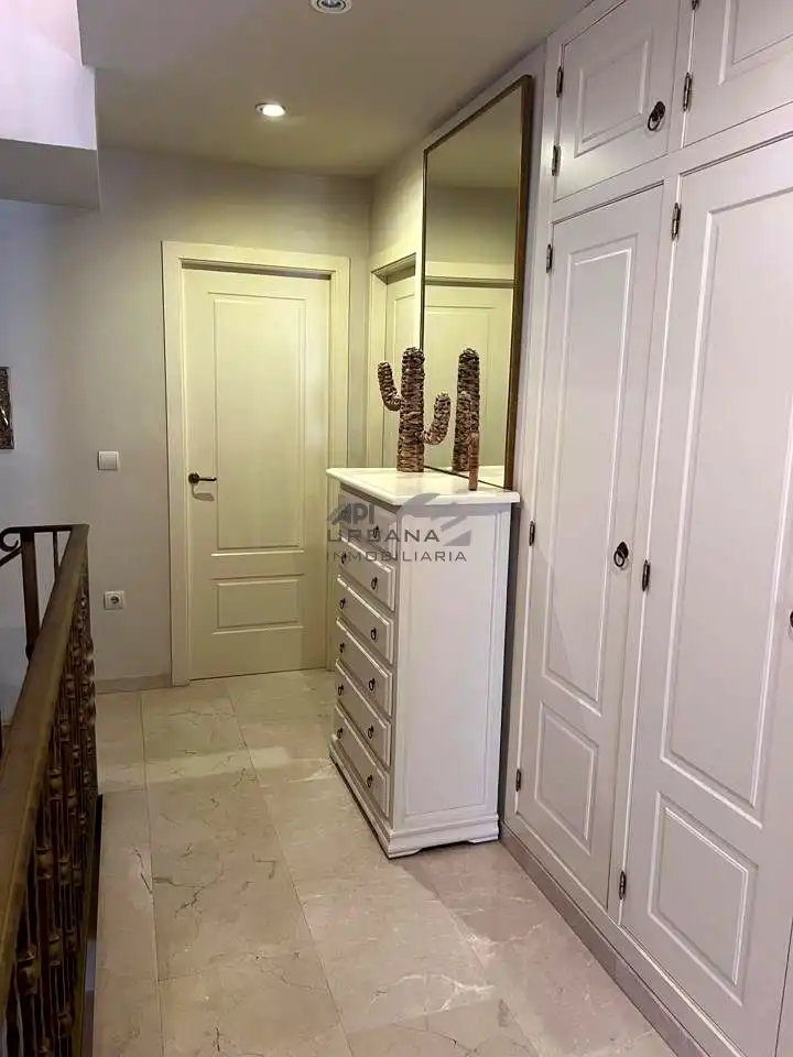 Casa o chalet en venta en Lucena con Aire acondicionado, Terraza y Trastero