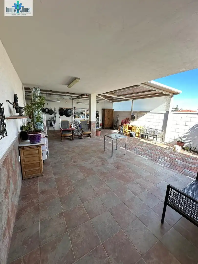 Casa o xalet en venda en Albacete amb Aire condicionat, Jardí privat i Parquet