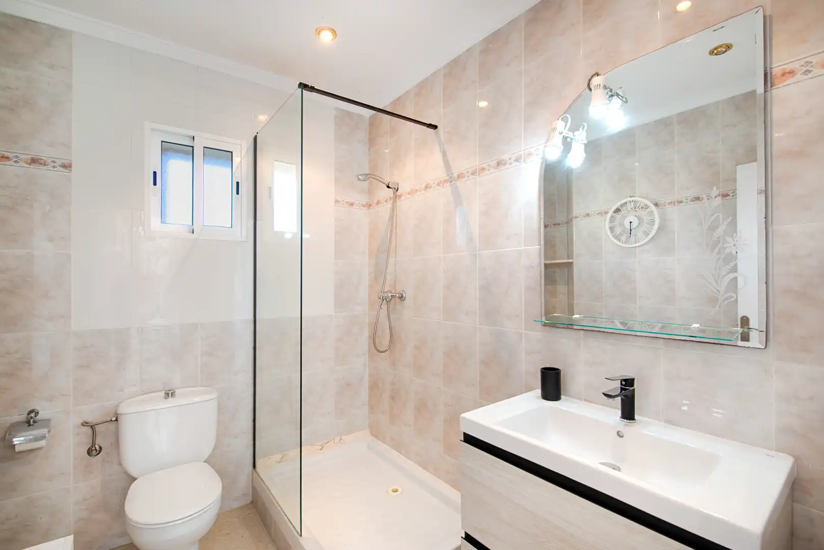 House with pool for sale in Requesens, imagen 22