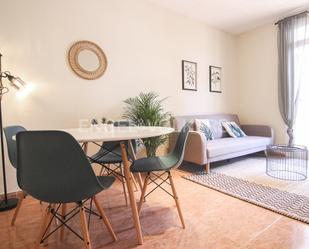 Sala d'estar de Apartament en venda en  Barcelona Capital amb Aire condicionat i Terrassa