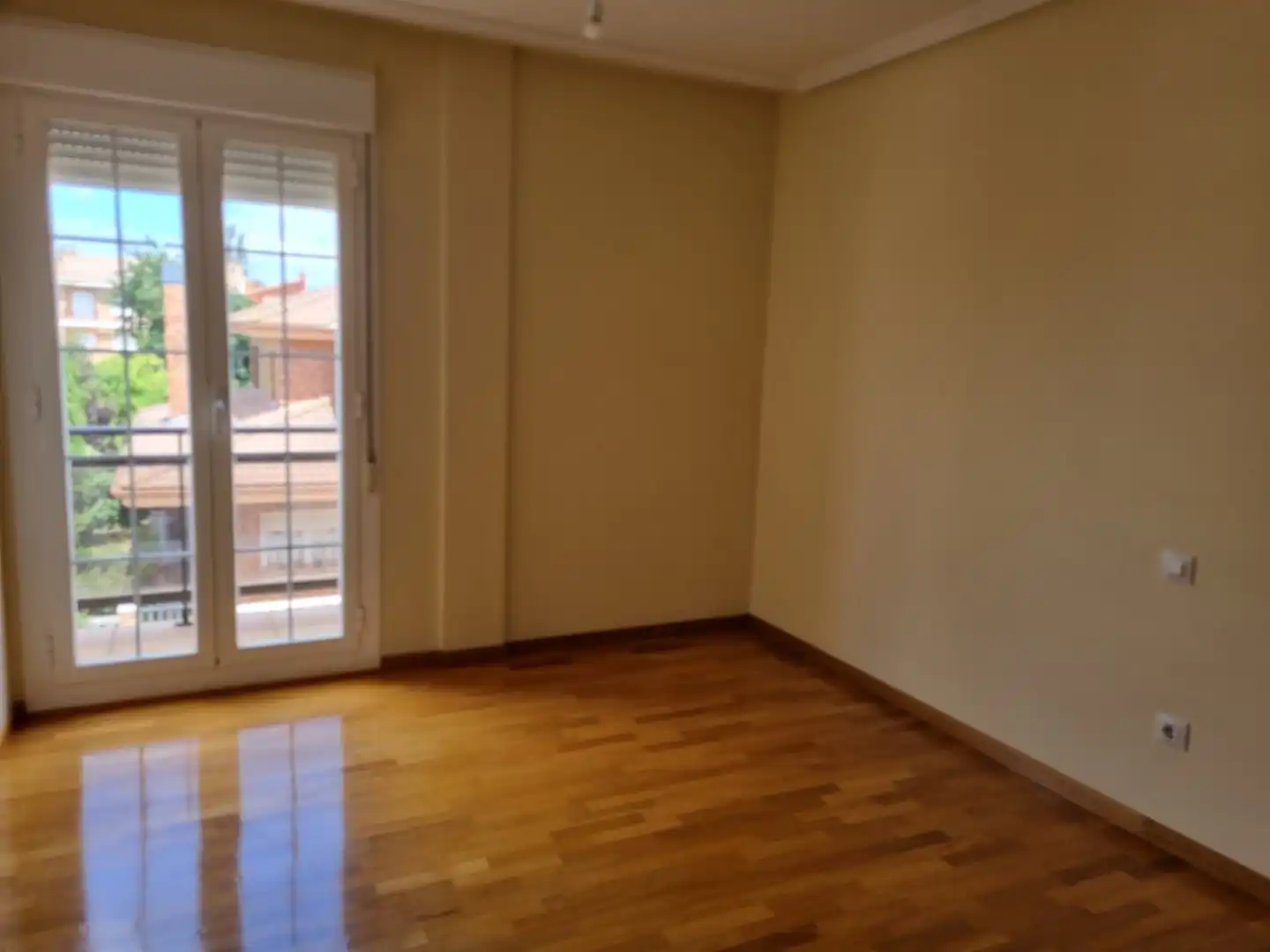 Habitación de Casa adosada en venta en Uruñuela con Calefacción, Jardín privado y Parquet