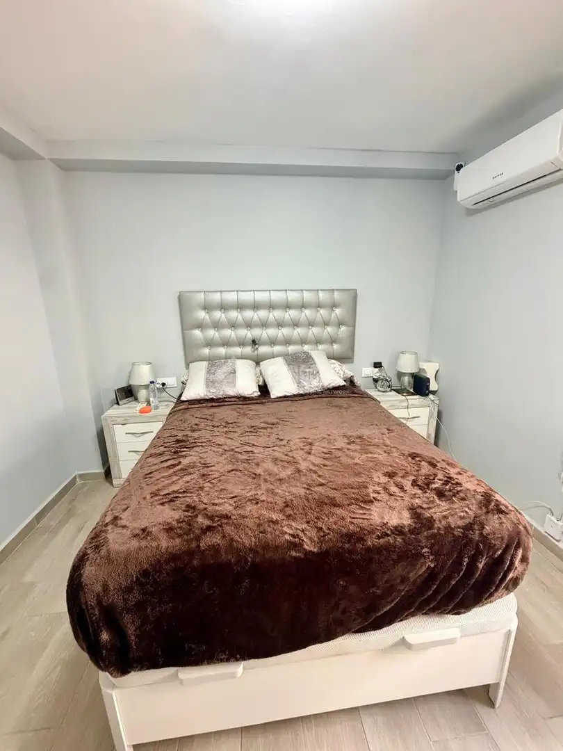 Habitación de Piso en venta en Sevilla con Aire acondicionado, Calefacción y Terraza
