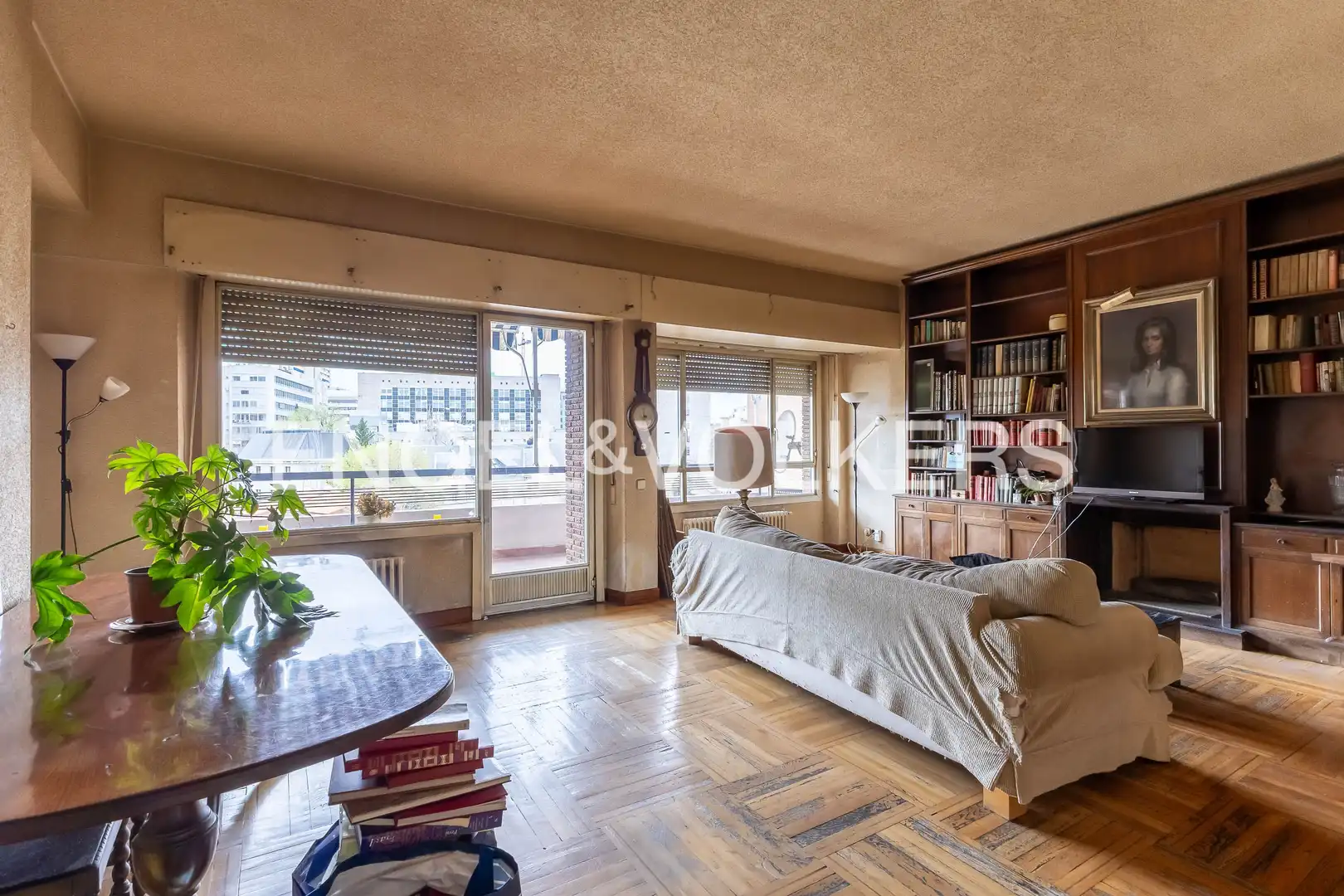 Vista exterior de Piso en venta en Madrid con Aire acondicionado, Calefacción y Parquet