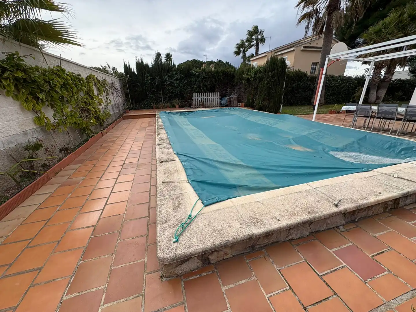 Swimming pool of Houses for sale in L'Eliana  with Air Conditioner, Heating and Private garden