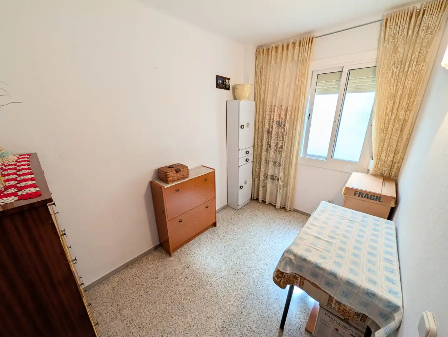 Habitación de Piso en venta en Badalona con Aire acondicionado, Amueblado y Balcón